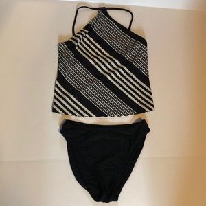 🌟3/$30🌟Anne Klein Two Piece SwimSuit Size. 10